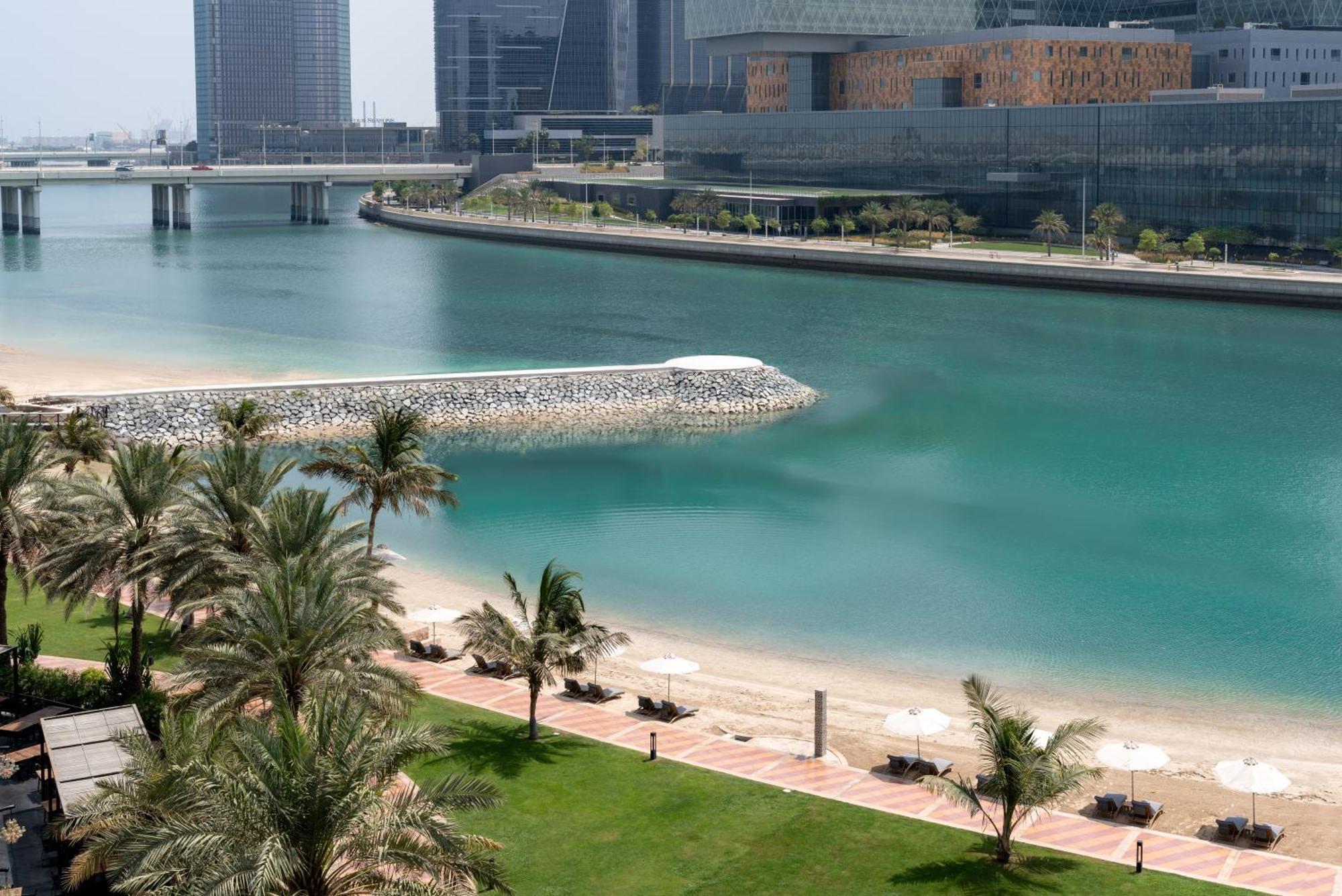 Beach Rotana - Abu Dhabi Bagian luar foto